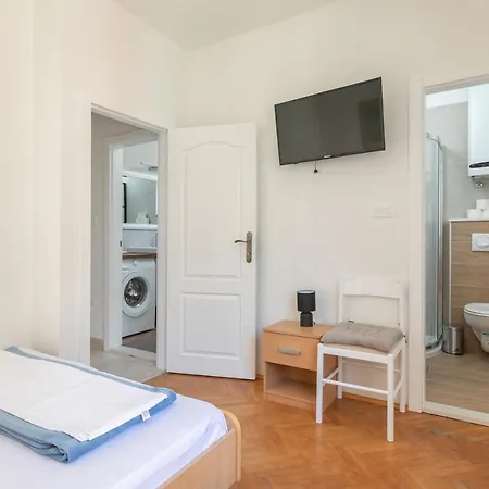 Apartman Ana Boric Podgora Exterior photo